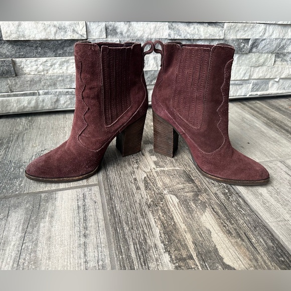 Dolce Vita Suede  Western Boho Dark Cherry Purple Ankle Fall  Booties  Size 7 - Picture 5 of 10